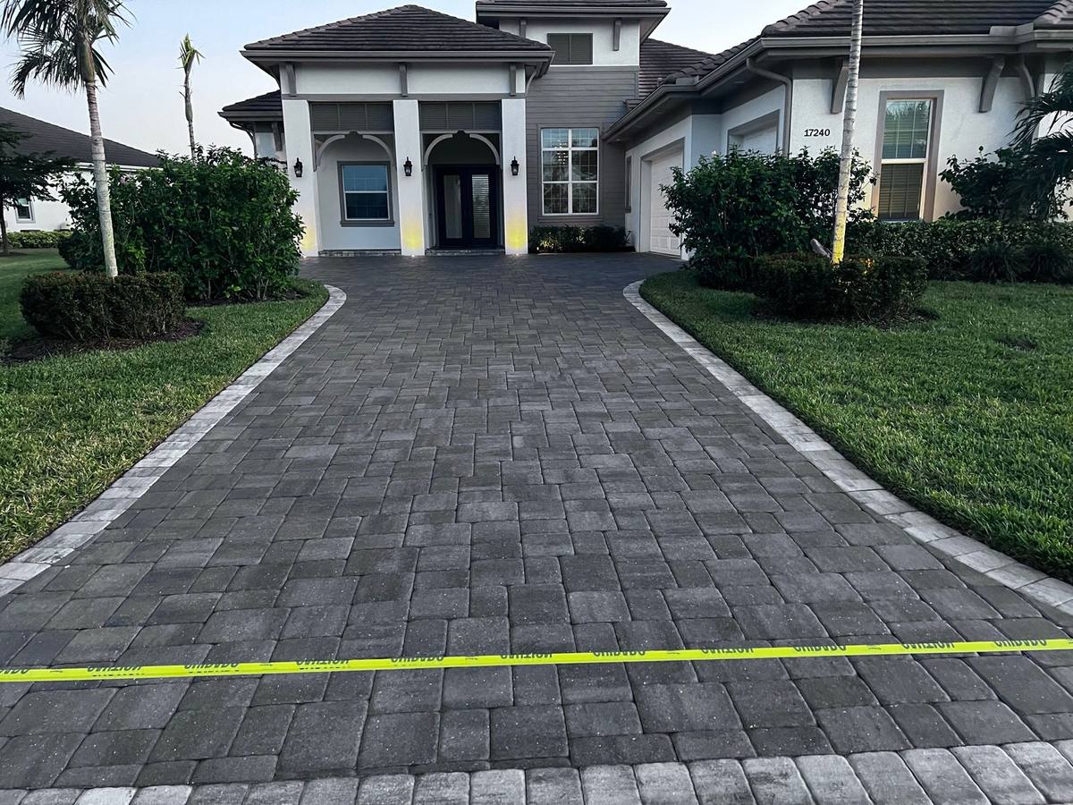 Charcoal driveway sealed: paver cleaning & sealing by Paver Savers & Concrete
