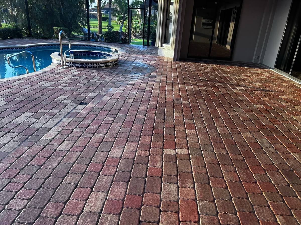Lanai pool deck sealed: paver cleaning & sealing by Paver Savers & Concrete