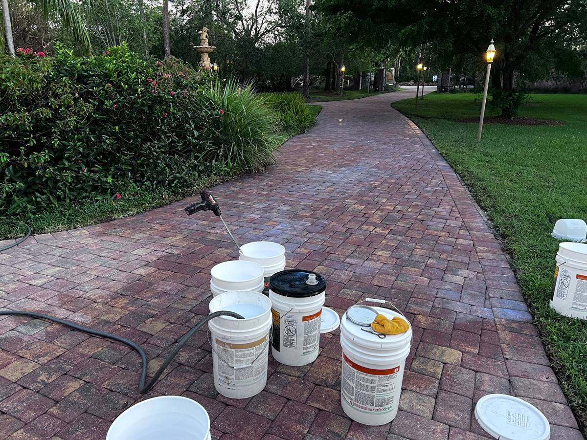 Walkway clean & seal, Fort Myers: paver cleaning & sealing by Paver Savers & Concrete